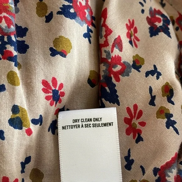 EUC~Woman’s Small Lucky Brand Long Sleeve Button Detailed Flower Top - Picture 6 of 6